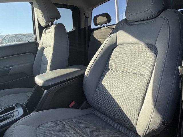 2017 Chevrolet Colorado 2WD WT