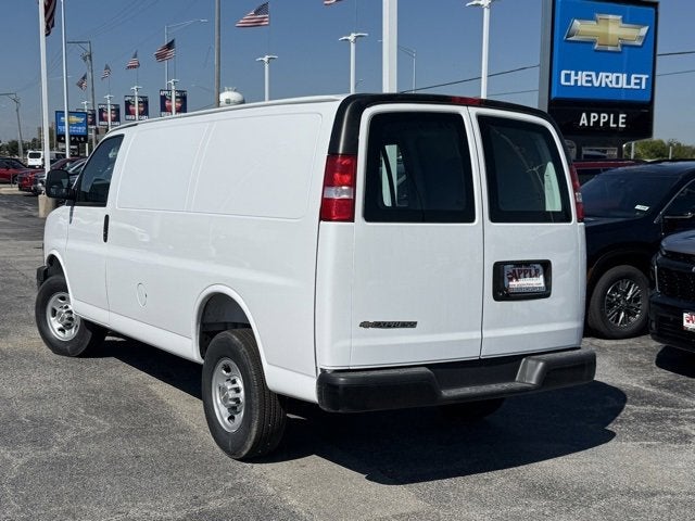 2025 Chevrolet Express Cargo 2500 WT