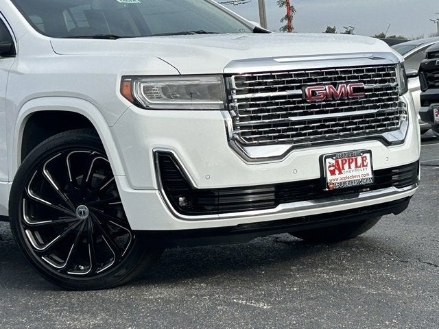2023 GMC Acadia Denali