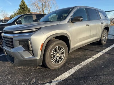 2024 Chevrolet Traverse LS
