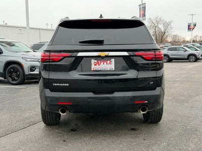 2022 Chevrolet Traverse LT Cloth