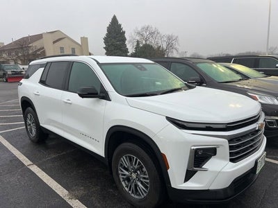 2024 Chevrolet Traverse LT