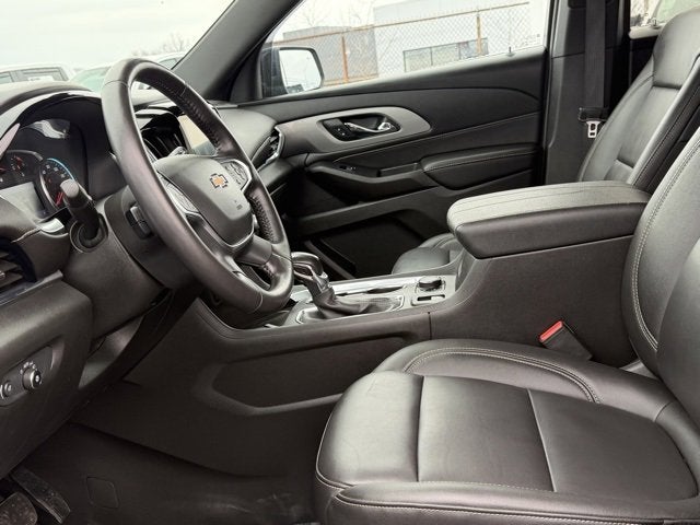 2022 Chevrolet Traverse LT Leather