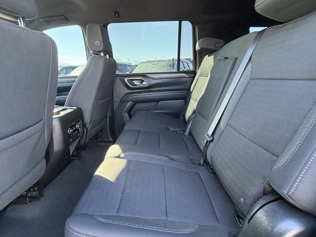 2023 Chevrolet Suburban LS