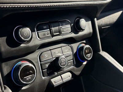 2023 Chevrolet Suburban LS