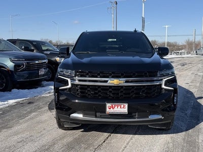 2023 Chevrolet Suburban LS