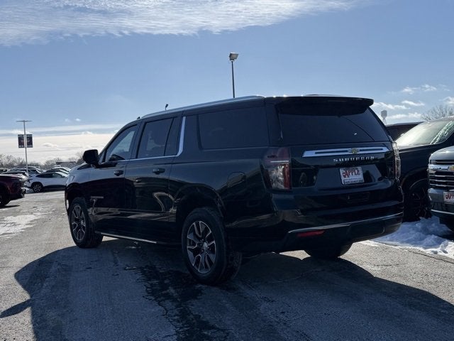 2023 Chevrolet Suburban LS