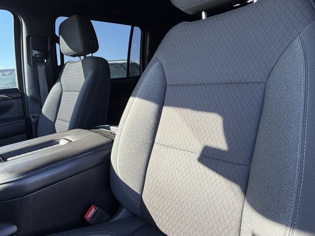 2023 Chevrolet Suburban LS