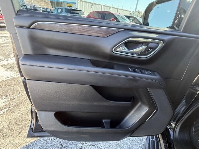 2023 Chevrolet Suburban LS