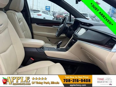 2017 Cadillac XT5 Luxury FWD