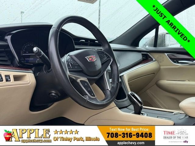 2017 Cadillac XT5 Luxury FWD