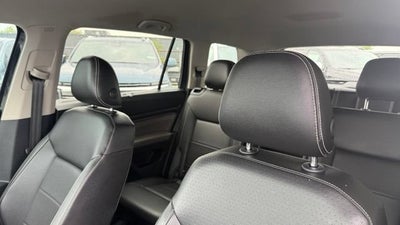 2021 Volkswagen Atlas 3.6L V6 SE w/Technology R-Line