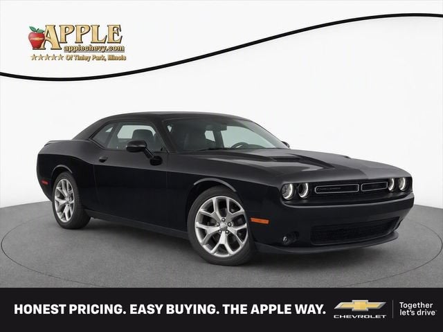 2015 Dodge Challenger SXT Plus