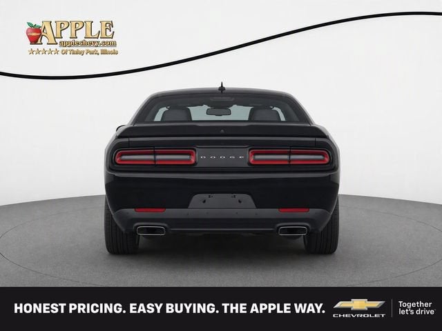 2015 Dodge Challenger SXT Plus