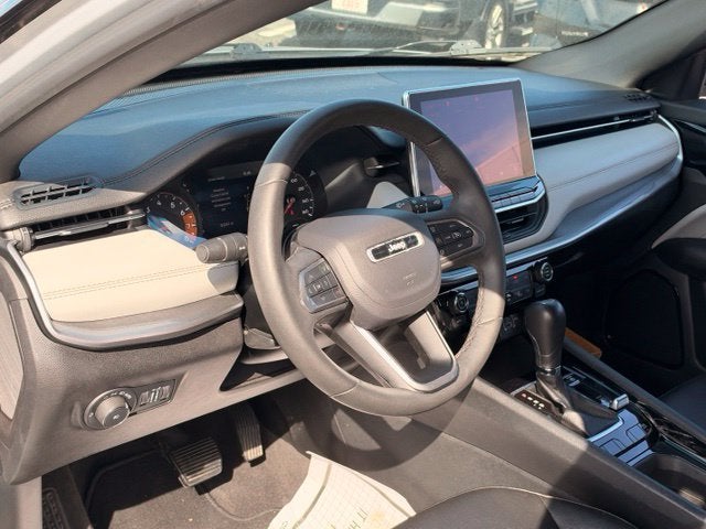 2025 Jeep Compass Limited - Photo 11