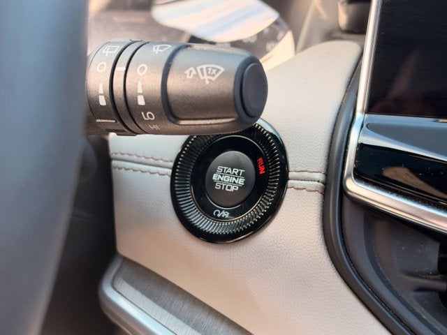 2025 Jeep Compass Limited - Photo 16