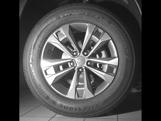 2027 Chevrolet Equinox LT - Photo 10