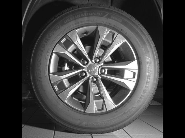 2027 Chevrolet Equinox LT - Photo 12