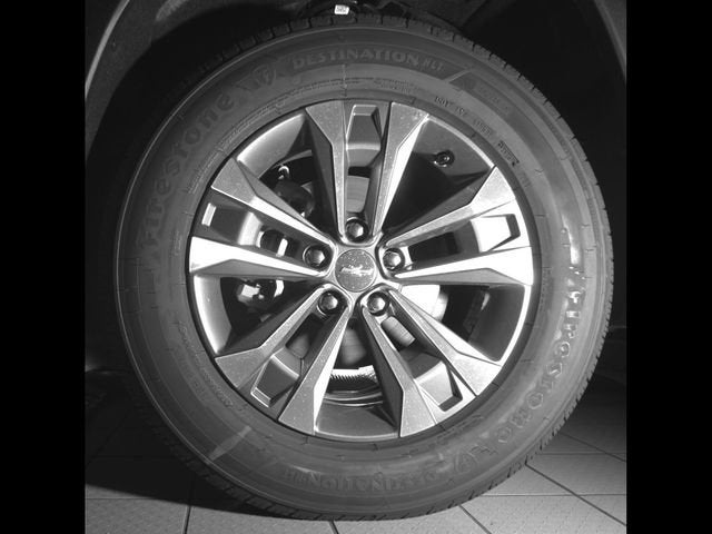 2027 Chevrolet Equinox LT - Photo 9
