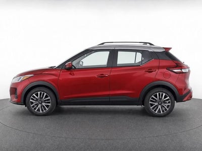 2022 Nissan Kicks SV