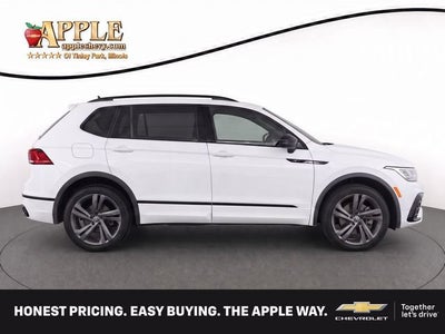 2024 Volkswagen Tiguan SE R-Line Black