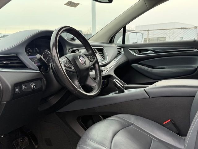 2020 Buick Enclave Essence