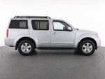 2005 Nissan Pathfinder LE