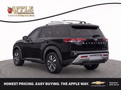 2023 Nissan Pathfinder SL