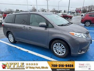 2016 Toyota Sienna XLE